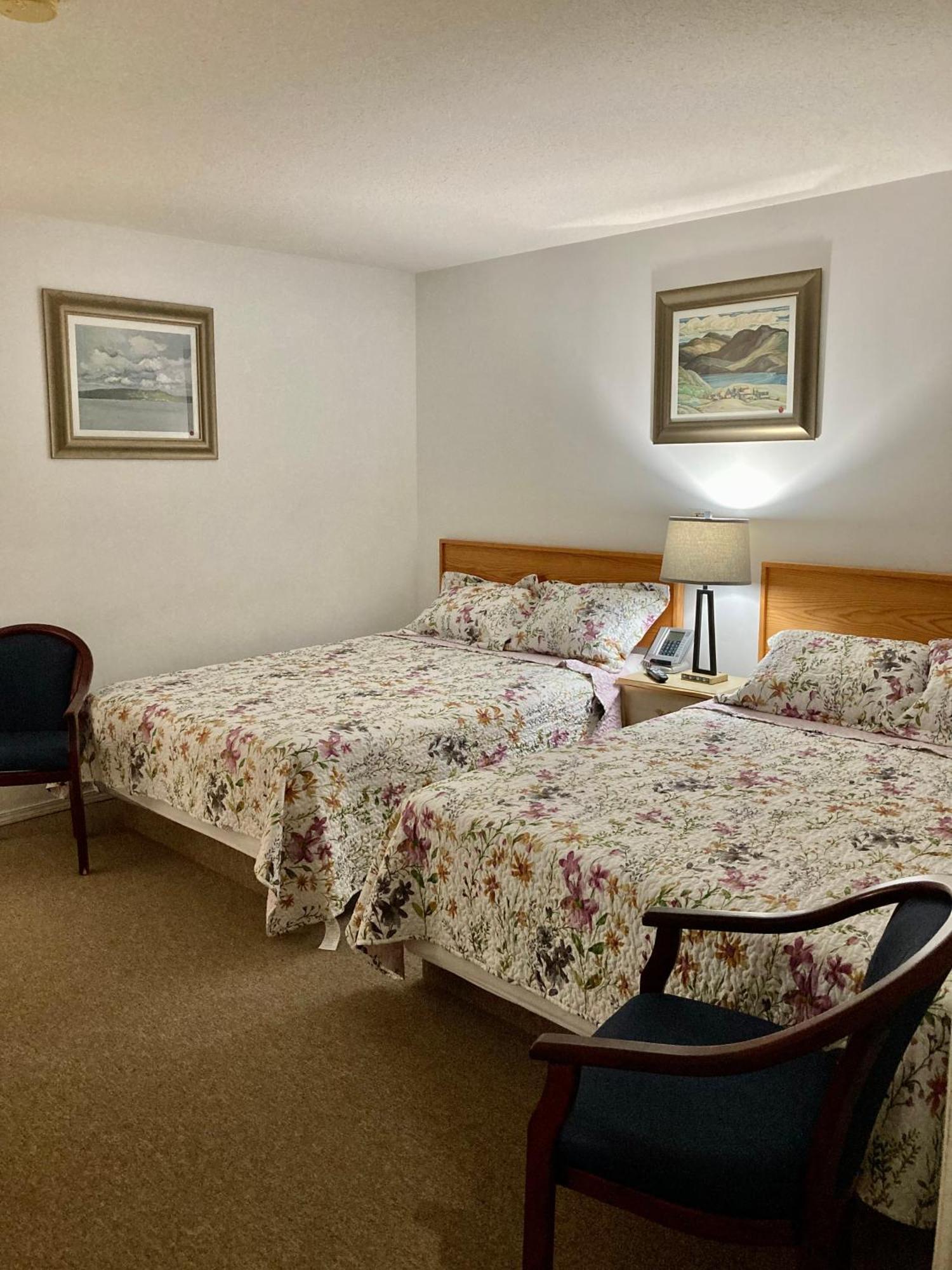 Motel 99 Grand Forks Eksteriør billede