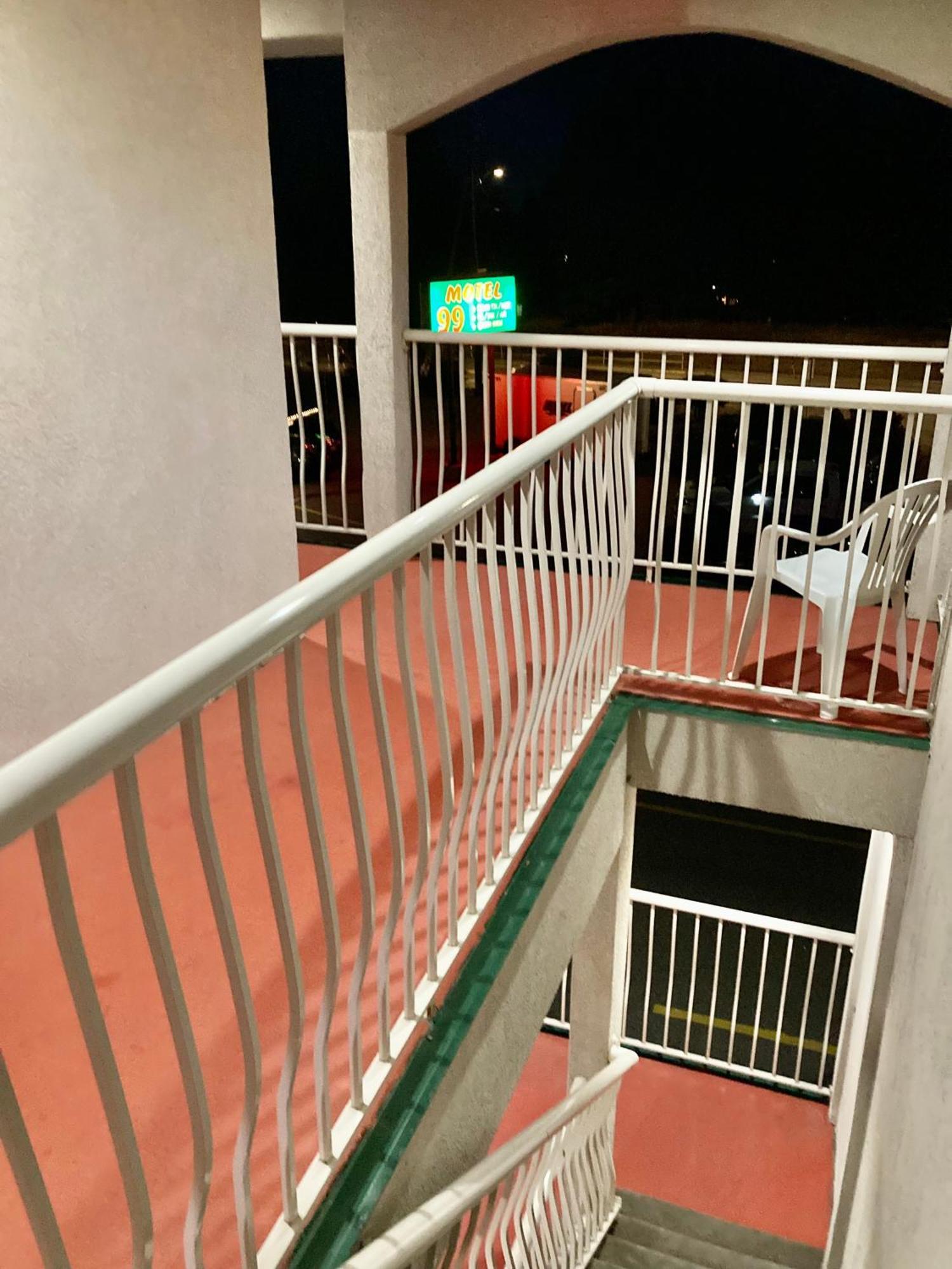 Motel 99 Grand Forks Eksteriør billede