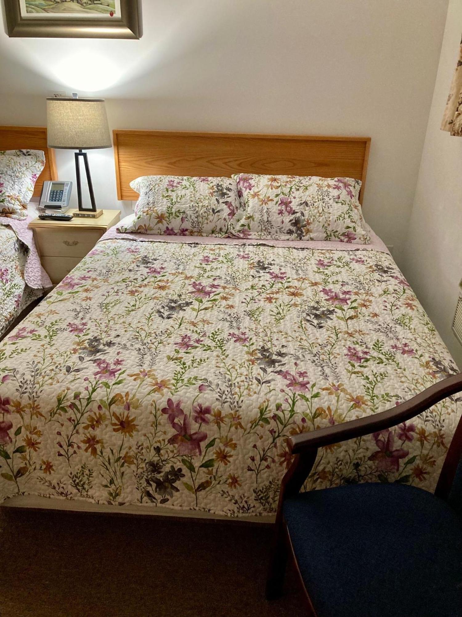 Motel 99 Grand Forks Eksteriør billede
