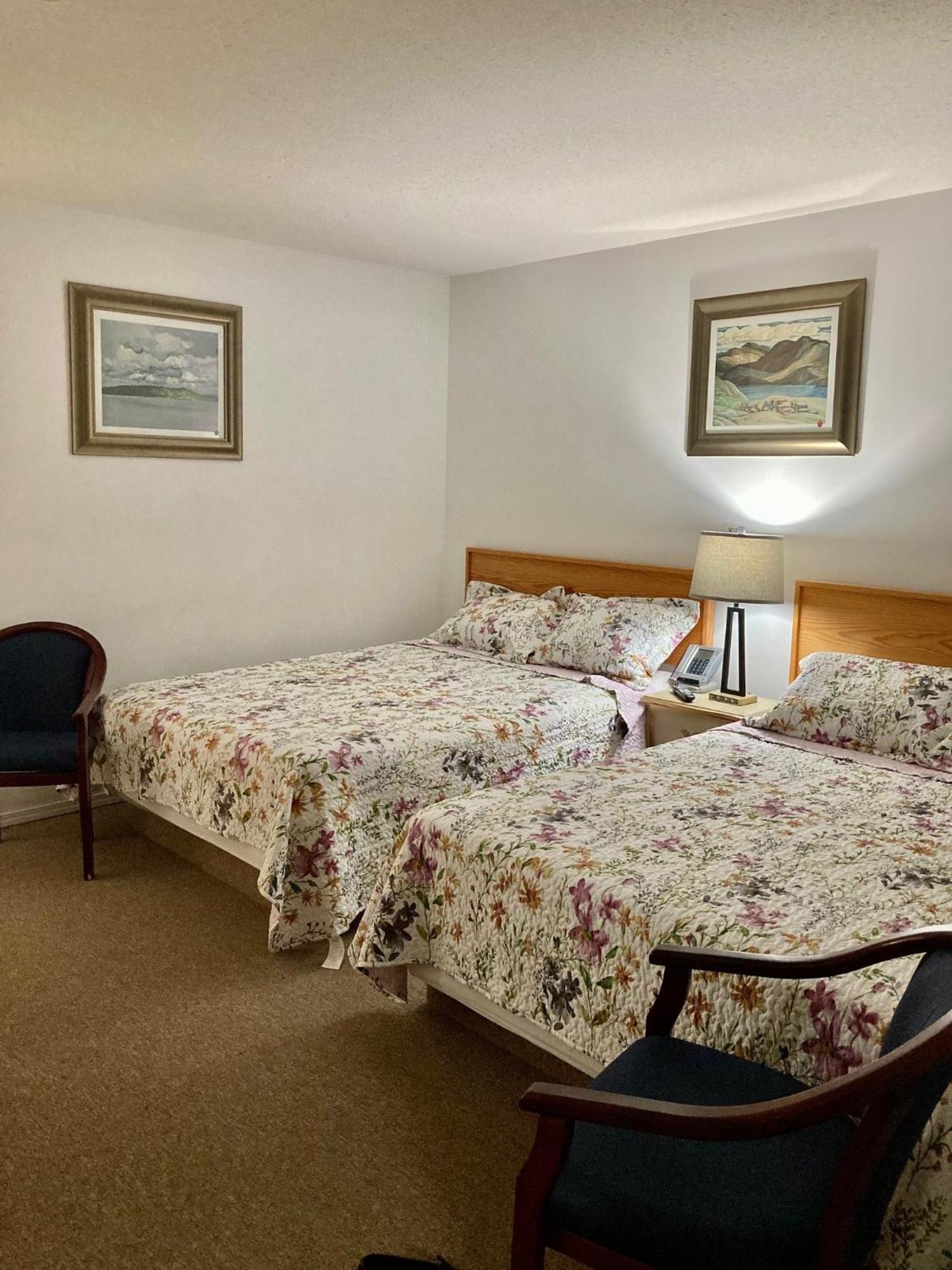 Motel 99 Grand Forks Eksteriør billede