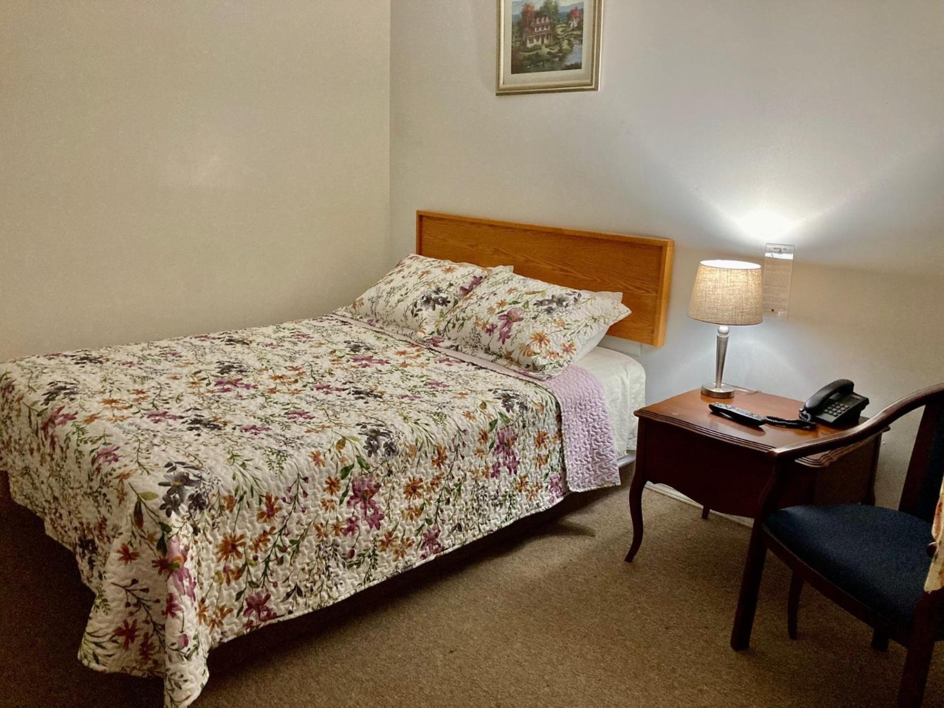 Motel 99 Grand Forks Eksteriør billede